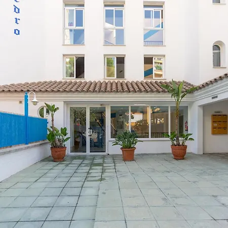 Malagasuite Lux & Pool *