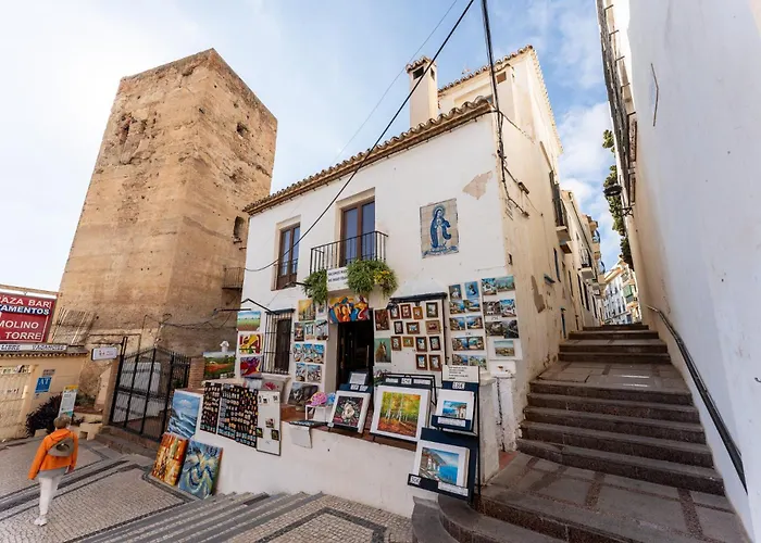 Malagasuite Lux & Pool Lejlighed *