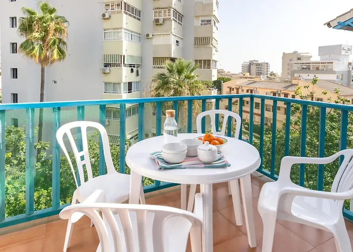 Malagasuite Lux & Pool * Торремолинос