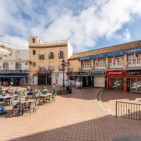 Daire Malagasuite Lux & Pool